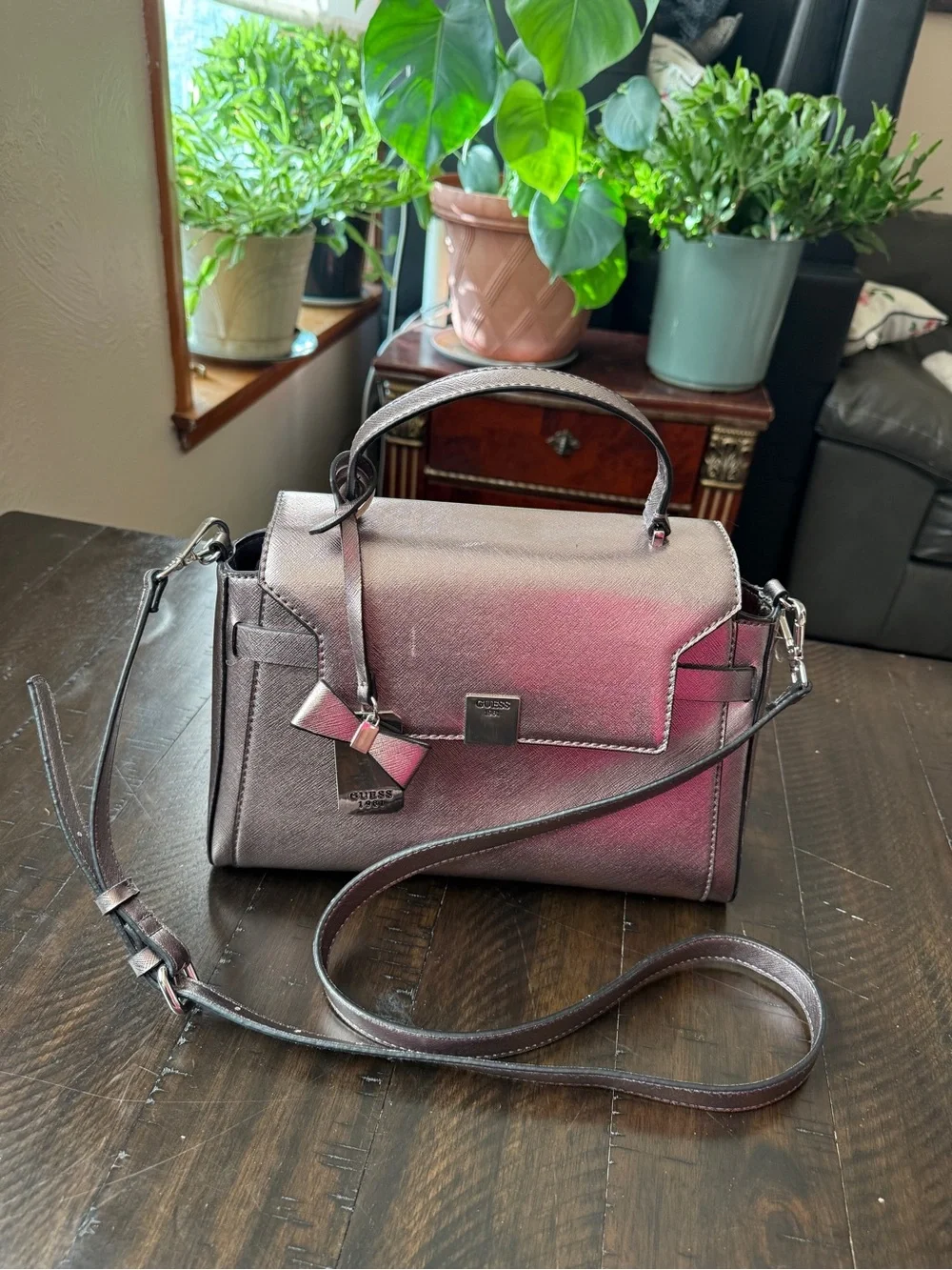 Chic GUESS Metallic Pewter Top-Handle Satchel Easy open/close. 4 pockets inside